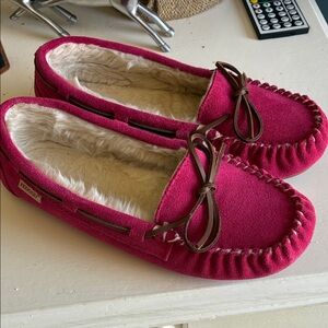 Dark Pink Cozy Women's Slippers
